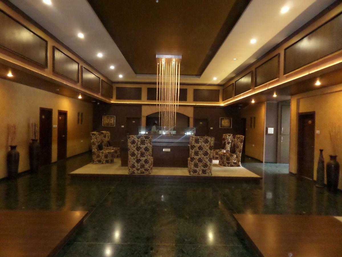 Matrix Inn 浦那 外观 照片
