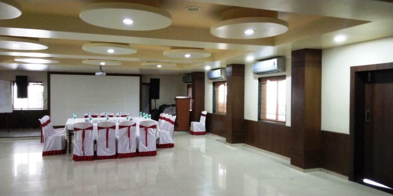 Matrix Inn 浦那 外观 照片